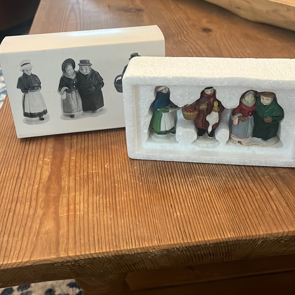 Dept 56 “Fezziwegs and Friends” set of 3 hand painted porcelain figures